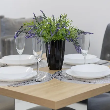 Appartamento Wilanow Holzera Elegant With Sauna, Gym & Parking By Renters *
