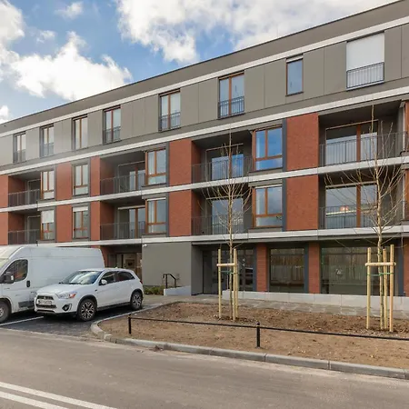 Wilanow Holzera Elegant With Sauna, Gym & Parking By Renters *