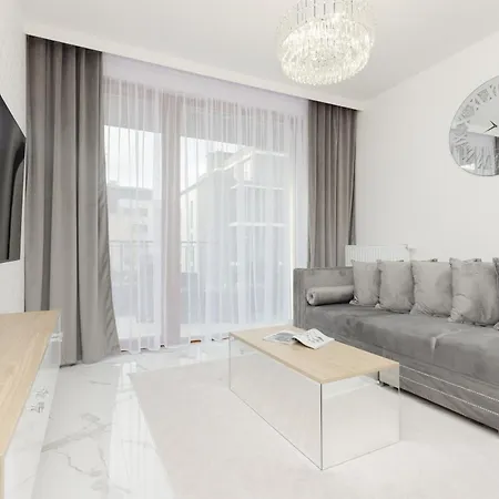 Wilanow Holzera Elegant With Sauna, Gym & Parking By Renters * ワルシャワ